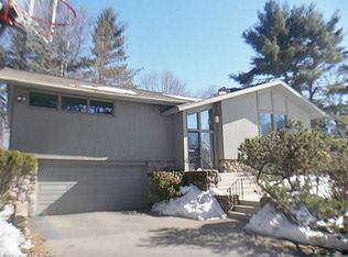 109 Adelaide Rd, Manchester, CT 06040