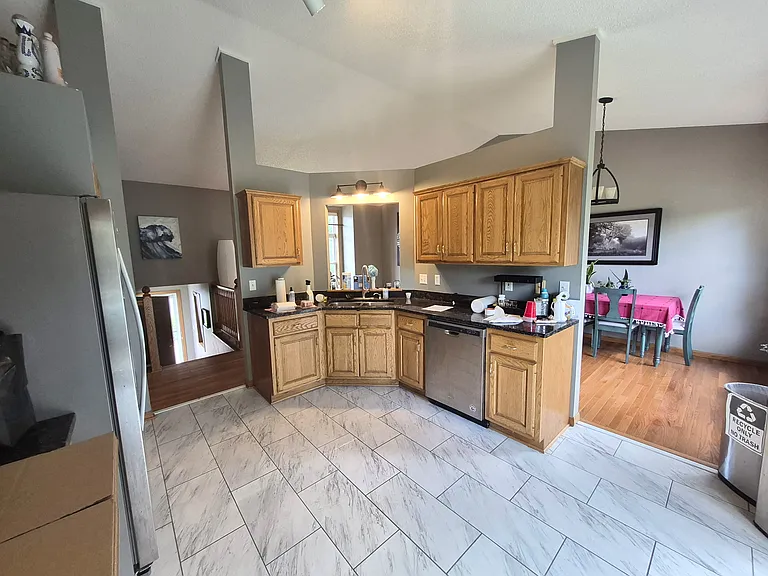 12722 Independence Ave — Photo 5