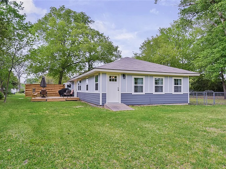741 Garden Acres Blvd — Photo 26