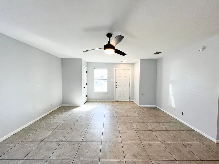 2603 Edgefield St #B — Photo 6