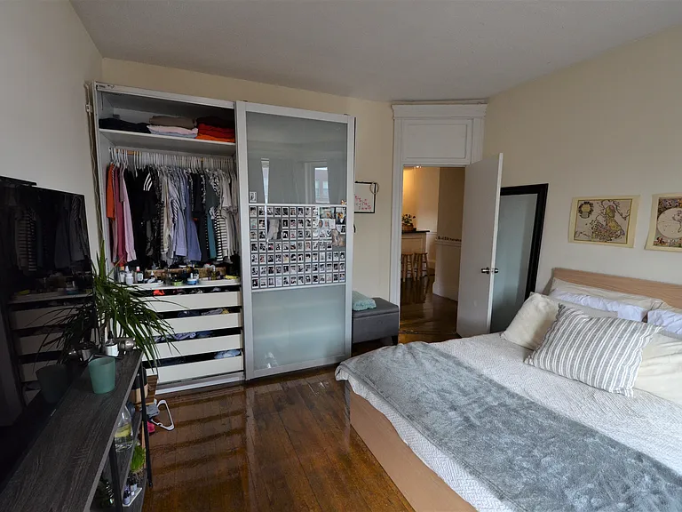 137 Peterborough St #10 — Photo 6