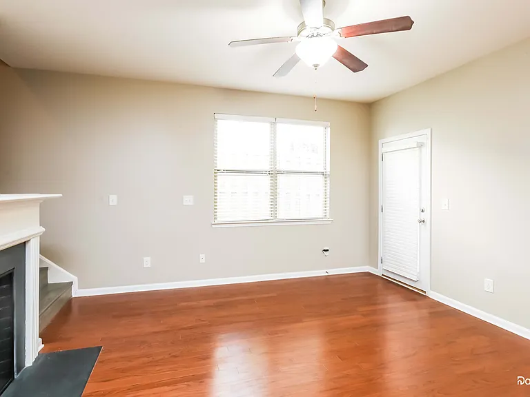3847 Humber Ct — Photo 5
