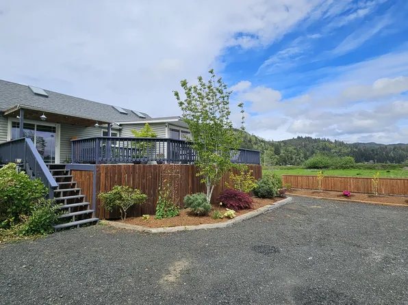 64183 Watsonville Rd, Coos Bay, OR 97420