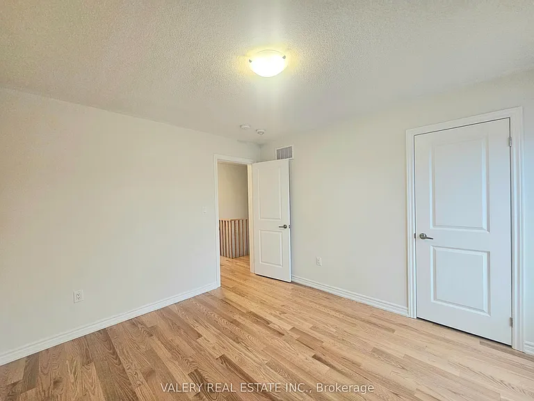 22 Hylton Dr — Photo 9