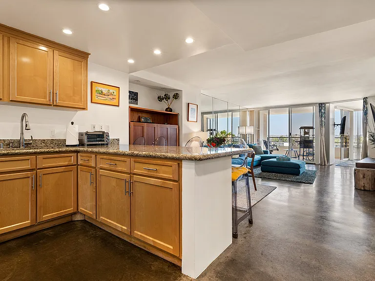 4333 Marina City Dr #308 — Photo 9