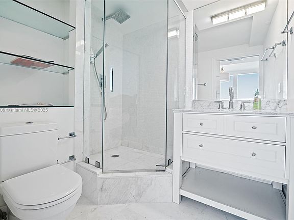 5th image of 17201 Collins Ave APT 3708