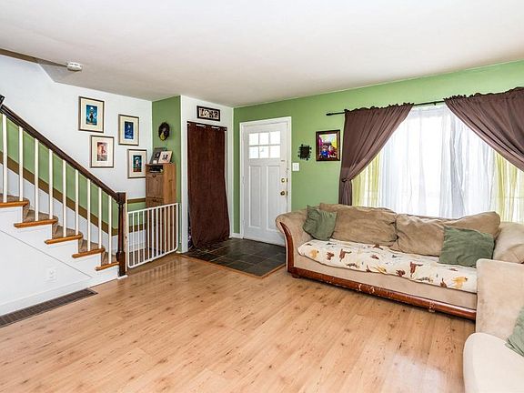 Tiled entryway