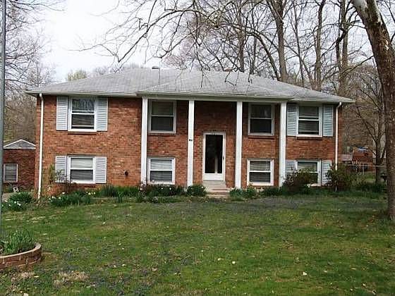 1st image of 102 Robin Hood Dr