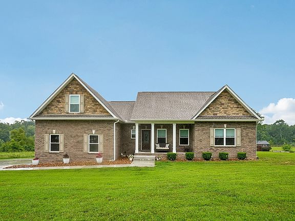 3rd image of 1036 Hayshed Rd