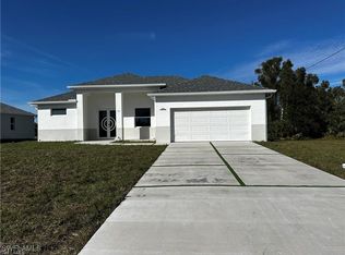 394 Palora Ave, Lehigh Acres, FL 33974