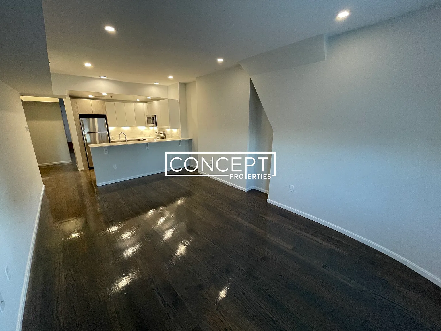 3 bed, 2.0 bath, $5,800 — Photo 2