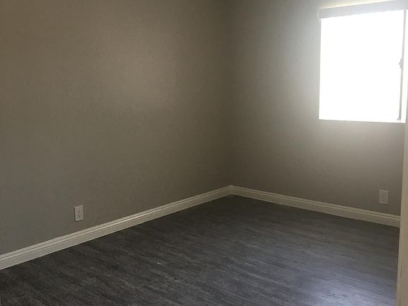 5th image of 12036 Saticoy St
