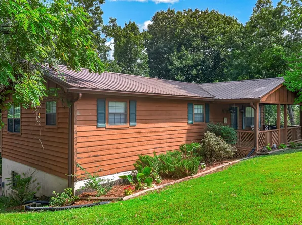 1537 Kinder Ln, Dandridge, TN 37725