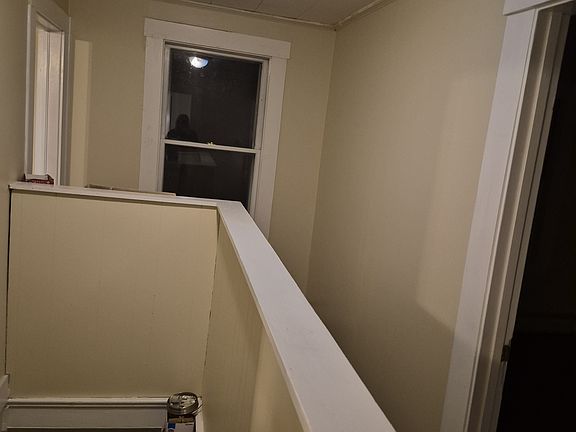 5th image of 18 Highland St #B