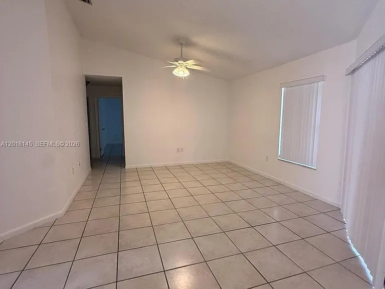 1004 San Remo Cir — Photo 11