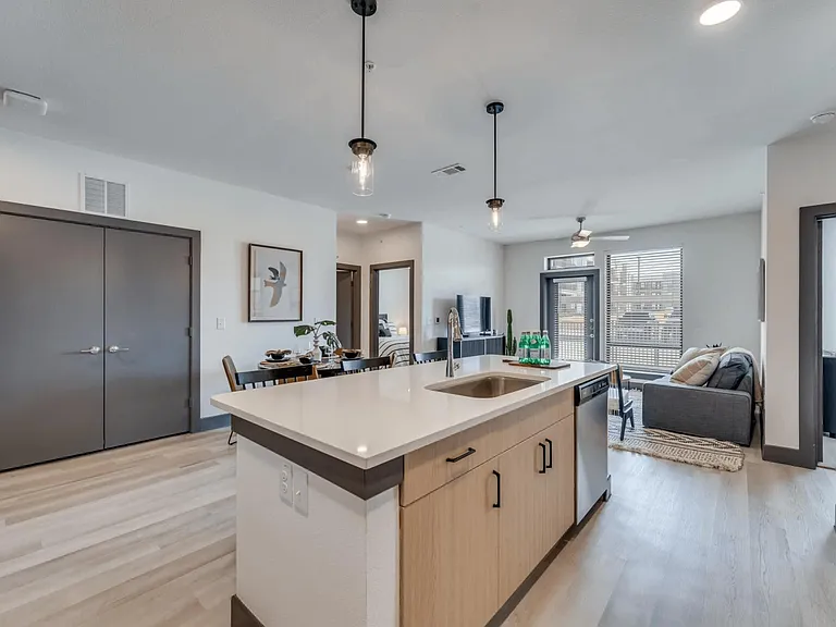 5540 Sofia Pl — Photo 15