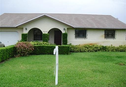 1st image of 10840 NE 10th Pl