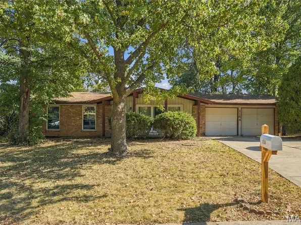 1154 King Carey Dr, Saint Louis, MO 63146
