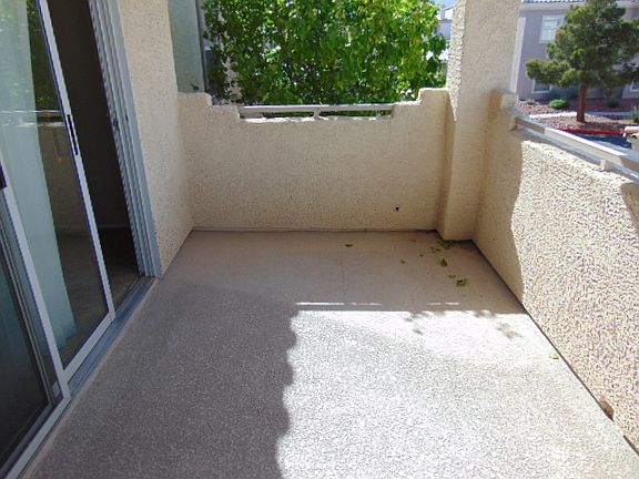 4th image of 3601 Arginis St Unit 202