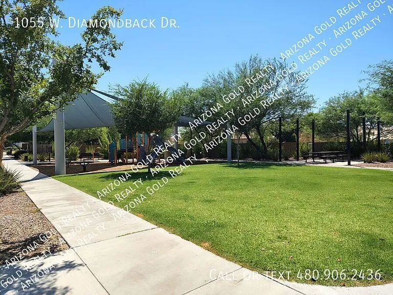1055 W Diamondback Dr — Photo 27