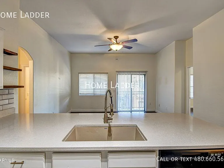 2250 E Deer Valley Rd #26 — Photo 5