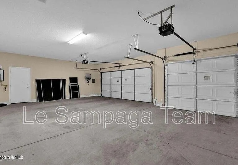 5542 W Kowalsky Ln — Photo 15