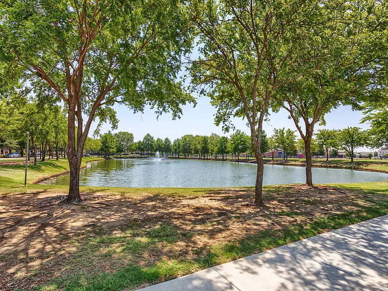11341 Headwater Ct — Photo 28