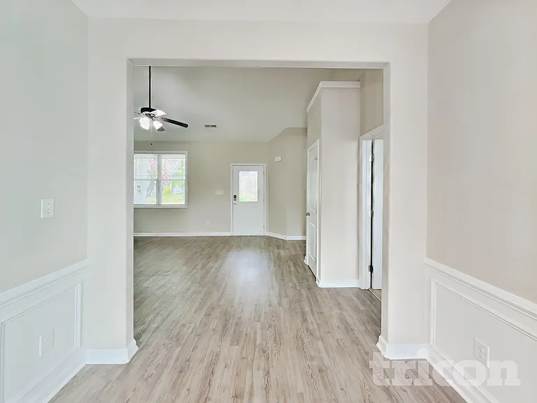 2403 King Malcolm Ln — Photo 3