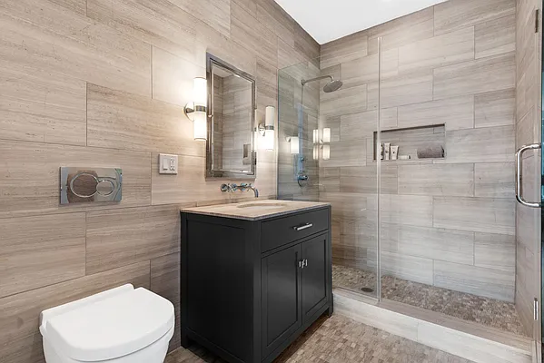 Sold by Compass | media 7