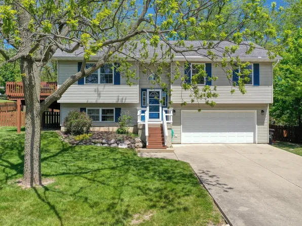 W3482 Washington DRIVE, Lake Geneva, WI 53147