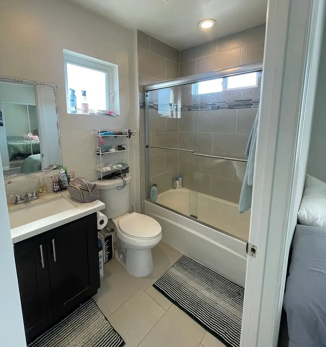 5 bed, 1750 sqft, $1,349 — Photo 1