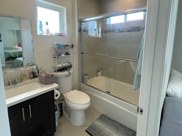 1428 W 30th St #1428