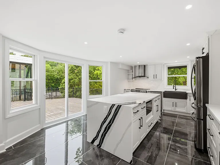1 Tulip Tree Ln — Photo 23