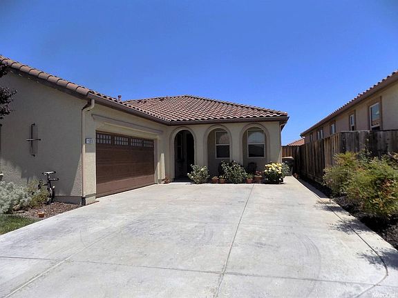 2nd image of 1905 Campos Ave
