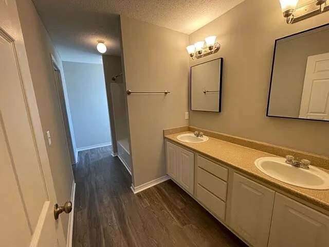 124 Sandstone Trl — Photo 10