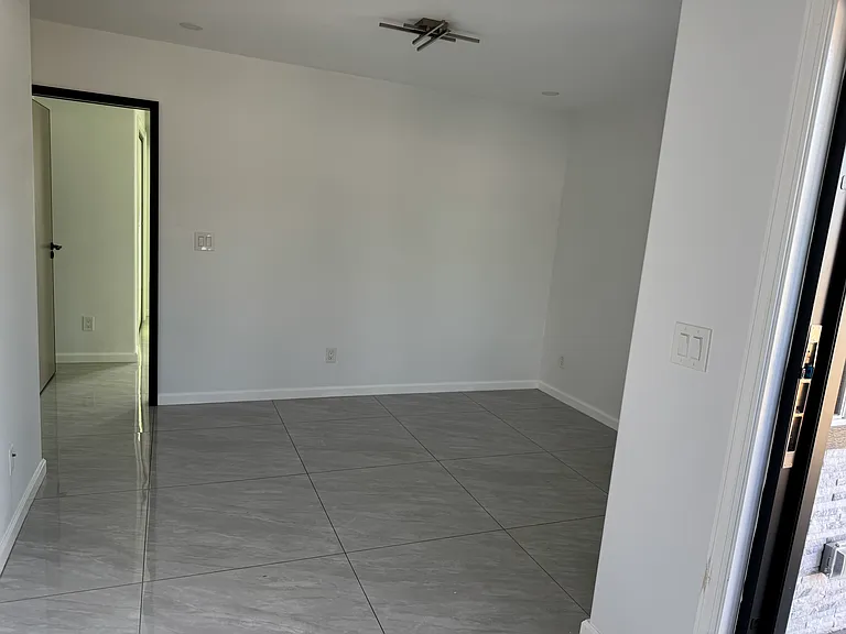 1675 Hookani St — Photo 10