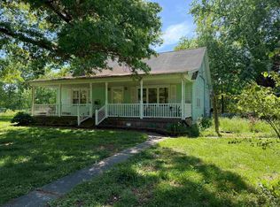 6402 N Folsomville Rd, Boonville, IN 47601