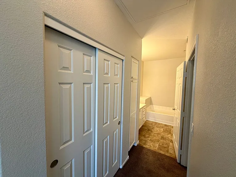 2291 W Horizon Ridge Pkwy #6231 — Photo 27