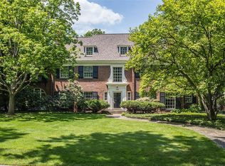 2928 Attleboro Rd, Shaker Heights, OH 44120