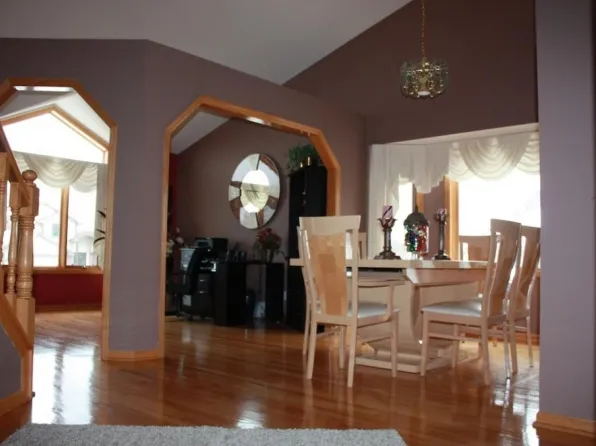 7101 88th Ave N, Brooklyn Park, MN 55445