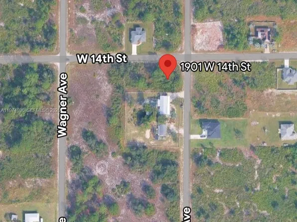 1901 W 14th St, Lehigh Acres, FL 33972