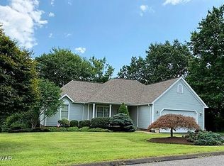 177 W Hills Dr, Williamsport, PA 17701