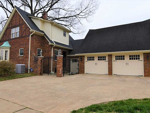 2nd image of 801 S Alvord Blvd