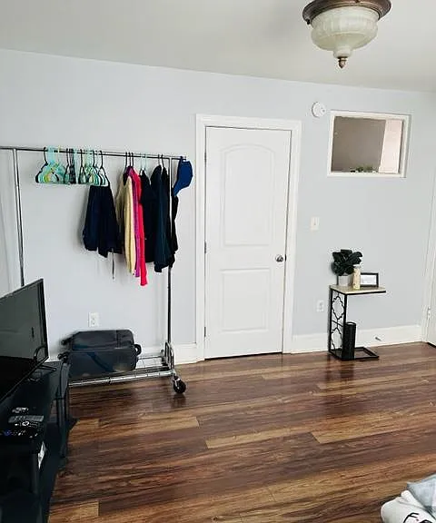 323 S 46th St #4F — Photo 15