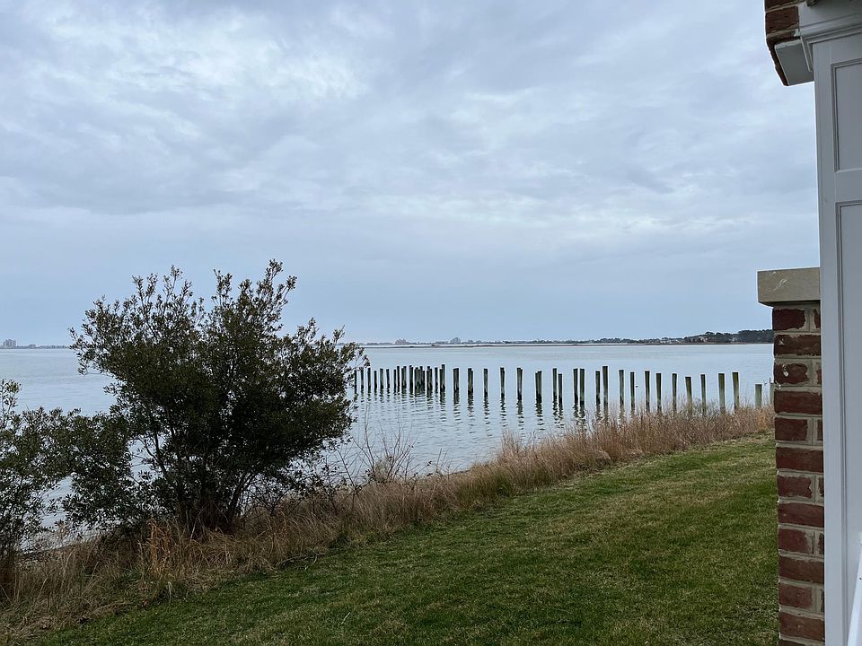 2108 Points Reach, Berlin, MD 21811 Zillow