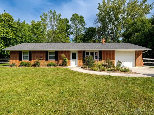 147 Swanson St, New Lebanon, OH 45345