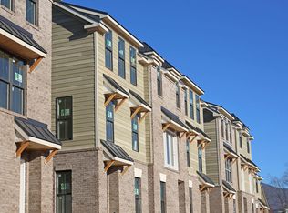 6007 Bicknell St, Crozet, VA 22932