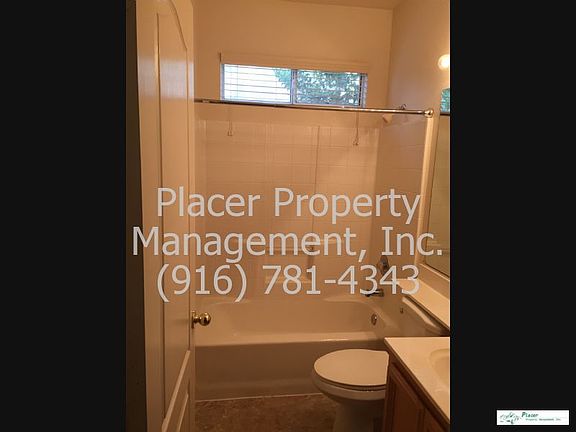 5th image of 3537 Pine Hollow Way