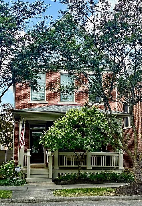 1st image of 1043 Perry St