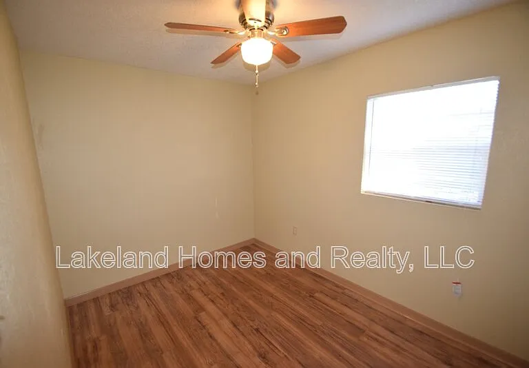 522 Oakland Rd — Photo 13
